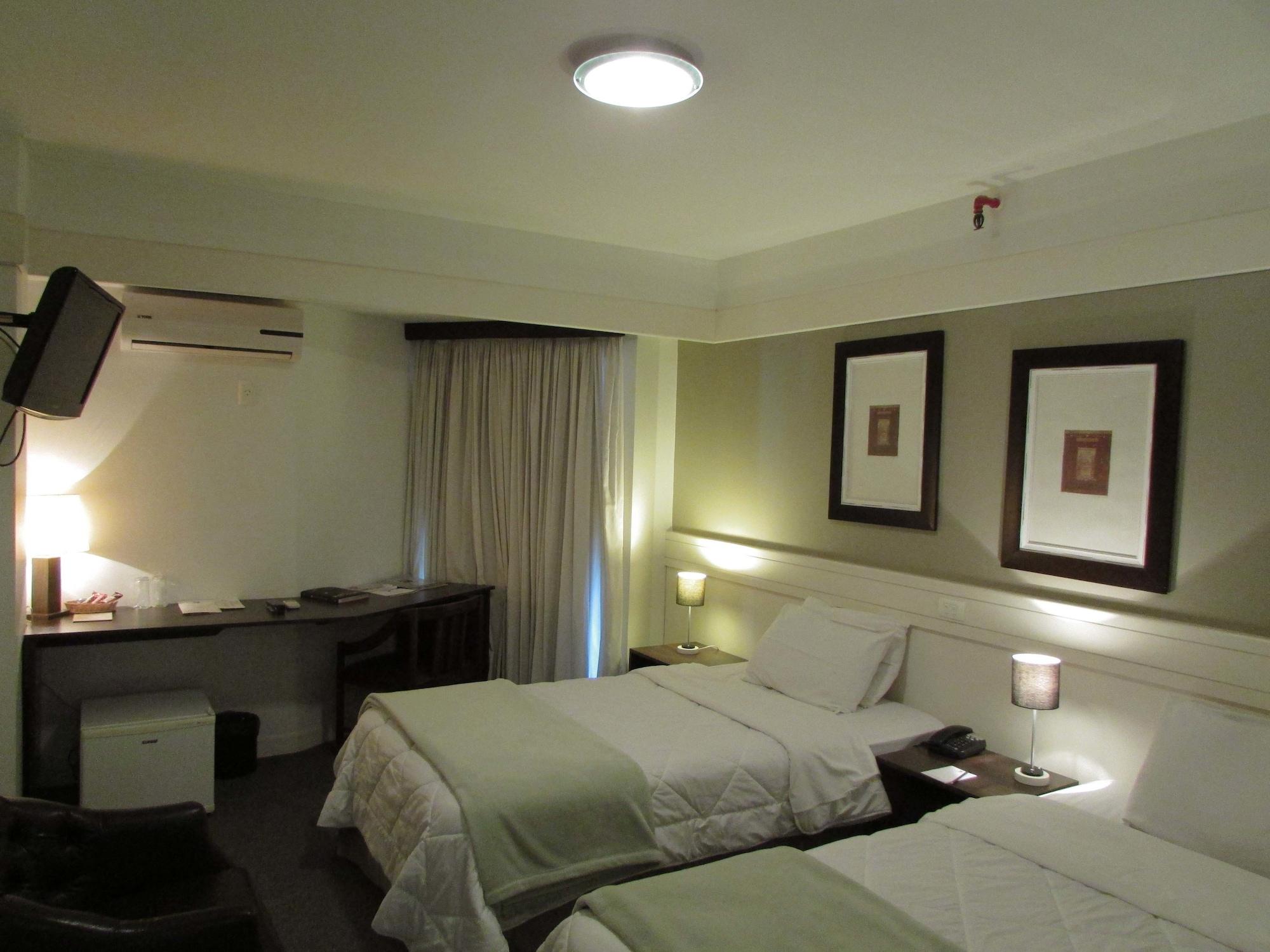 Continental Porto Alegre By Samba Hotel Bagian luar foto