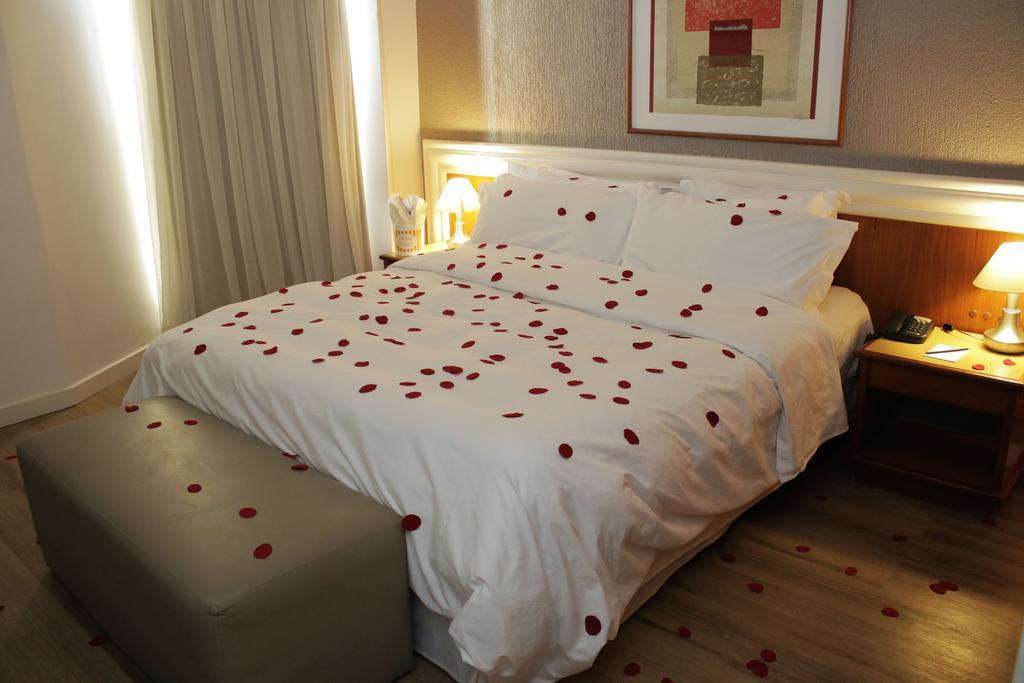 Continental Porto Alegre By Samba Hotel Bagian luar foto
